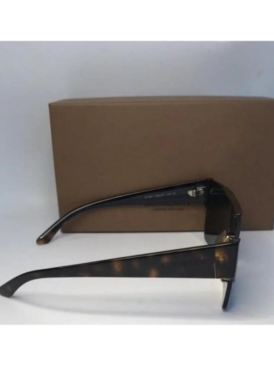 ?- Authentic New BurberryBE4291 - 300287 Oversize  Sunglasses main image 5